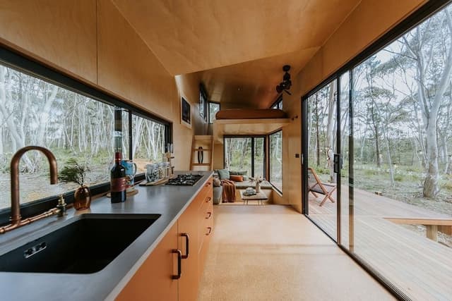 Standard Cabin, 1 Queen Bed, Non Smoking, Mountain View