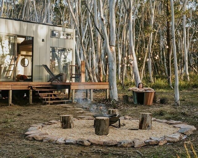Standard Cabin, 1 Queen Bed, Non Smoking, Mountain View