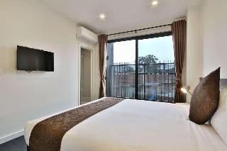 DOUBLE ONE BED