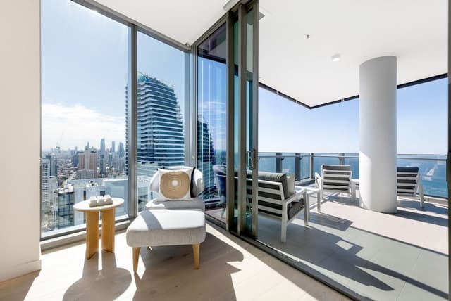Three Bedroom Ocean Sub-Penthouse Suite