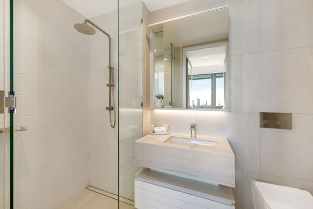 Three Bedroom Ocean Sub-Penthouse Suite
