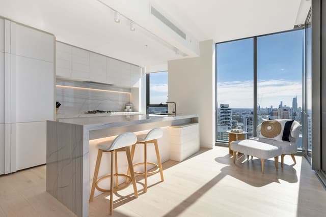 Three Bedroom Ocean Sub-Penthouse Suite