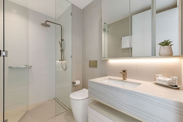 Three Bedroom Ocean Sub-Penthouse Suite