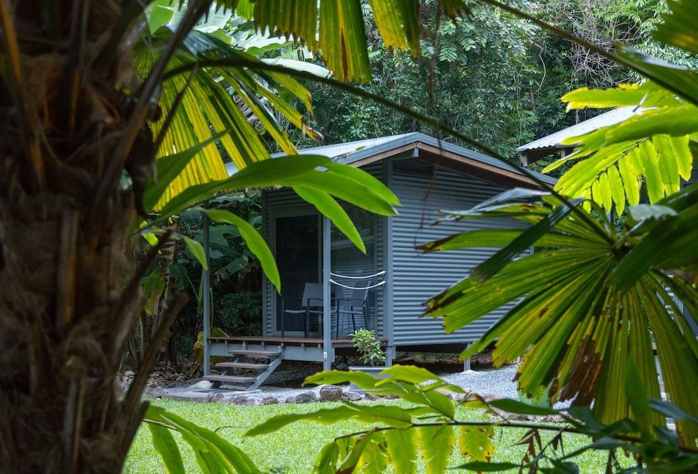ซาฟารี ลอดจ์ (Safari Lodge)1