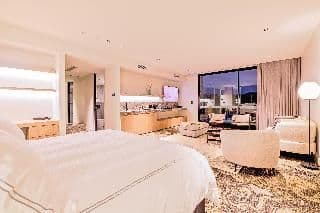 SUITE LUXURY