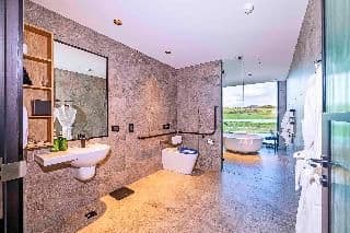 SUITE LUXURY