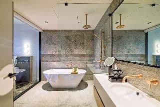 SUITE LUXURY