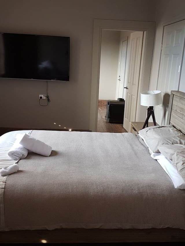 Hotel Deluxe Family Room