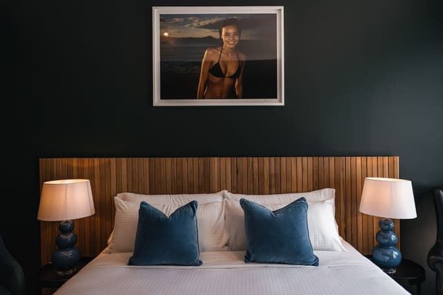 Blue King Suite