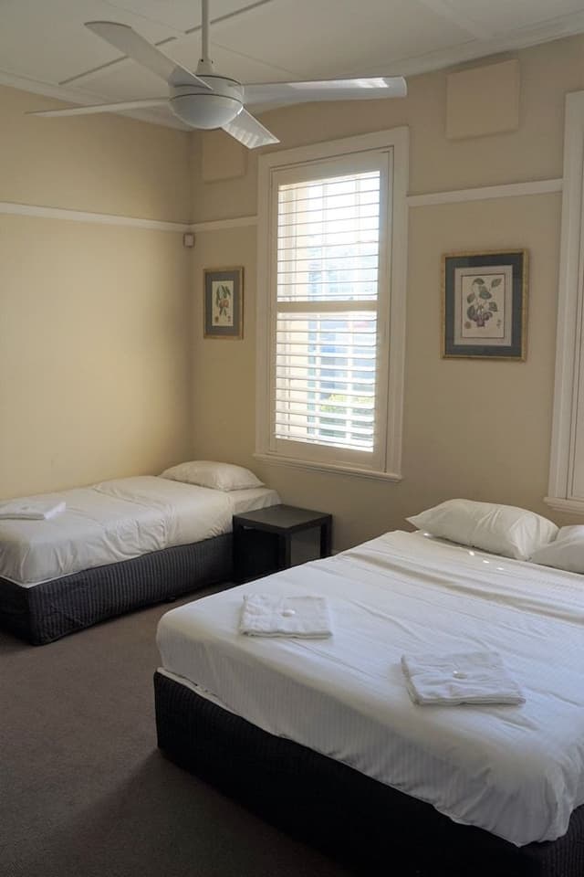 Traditional Triple Room with Shared Bathroom