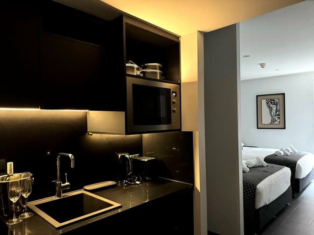 Family Studio Suite, City View