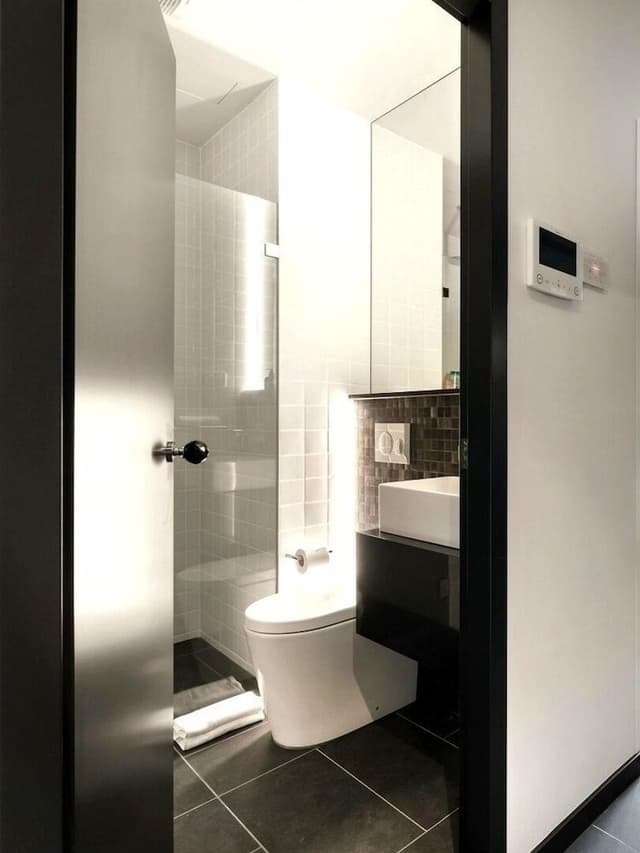 Basic Studio Suite, City View