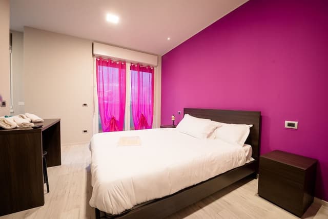 Double Room, 1 Double Bed