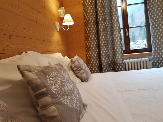 Double Room, 1 Queen Bed