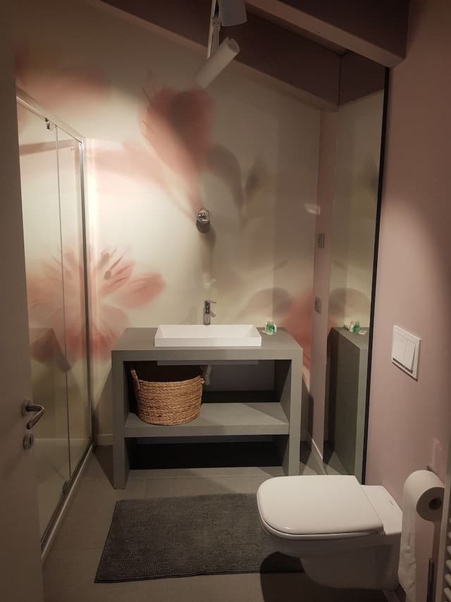 Luxury Double Room, 1 Queen Bed, Non Smoking, Mountain View