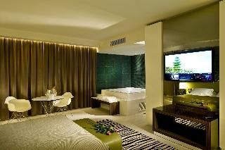 Viola Mhotel4