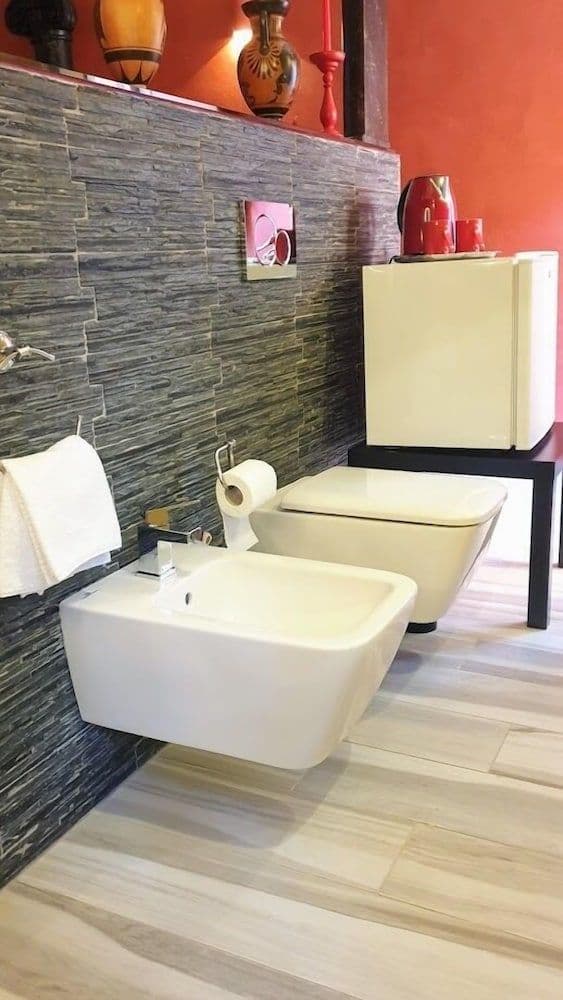 Luxury Suite, Jetted Tub