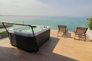โฮเทล วินชี ซีร์มีโอเน (Hotel Vinci Sirmione)2