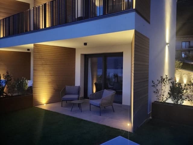 Suite con patio e vista lago