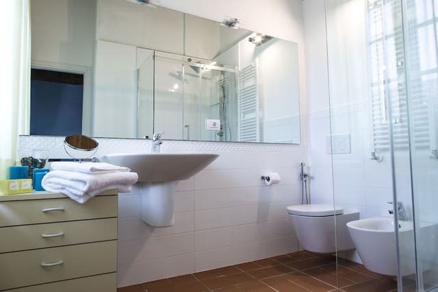 Triple Room (Germano Reale)