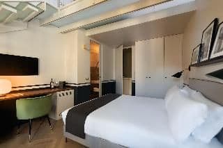 QUADRUPLE THREE BEDS