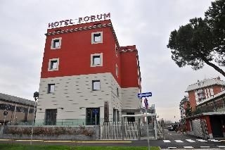 โรงแรมฟอรั่ม (Hotel Forum)4