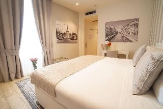 รูมส์ มิลาน ดูโอโม (Rooms Milano Duomo)0
