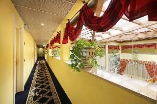 โรงแรมโมเตลเดลดูคา (Hotel Motel Del Duca)3