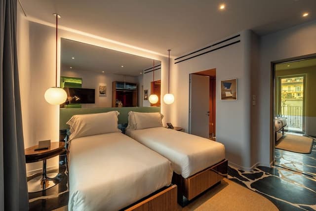 Deluxe Twin Room