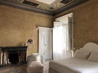 SUITE SUPERIOR KING BED