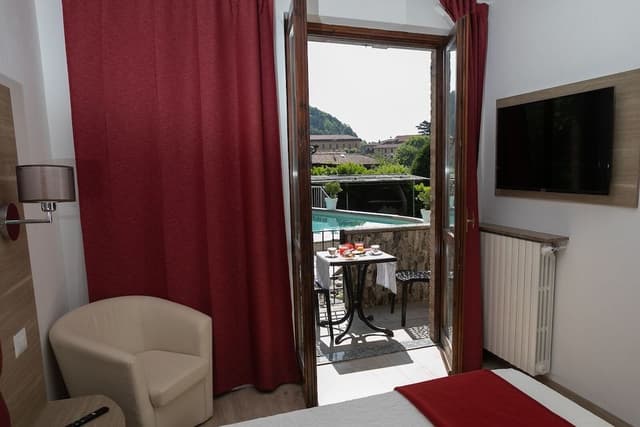 Double or Twin Room, Pool View (Superior Plus)