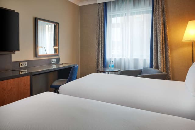 TWIN GUEST ROOM