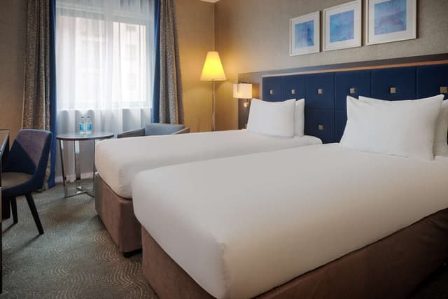 TWIN GUEST ROOM