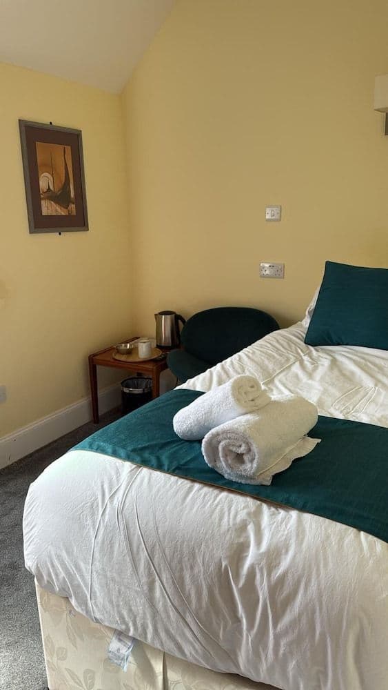Basic Single Room