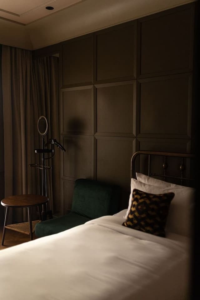 Classic Single Room