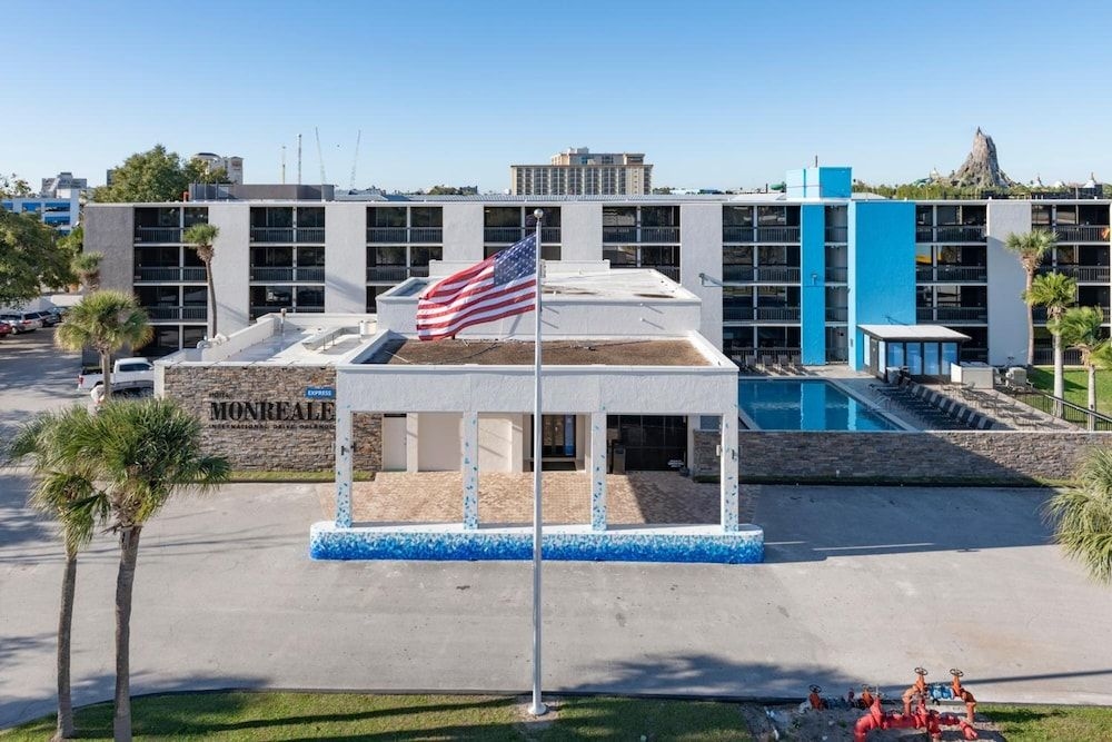 Orlando Continental Plaza Hotel1