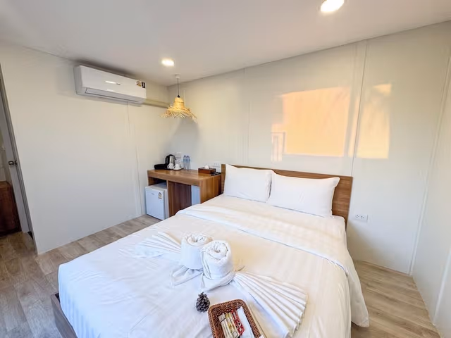 Superior Room, Garden View