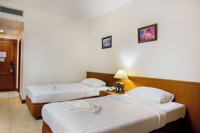 Superior Room, Non Smoking, Courtyard View