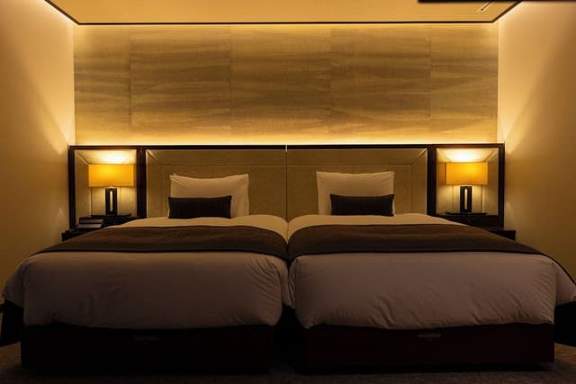 FORESTWING PREMIER SUITE