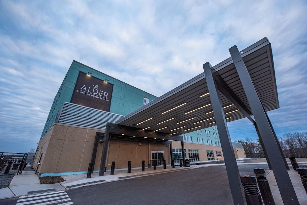 The Alder At Resorts World Catskills0