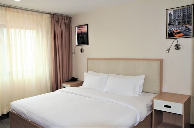 Classic Single Room, 1 King Bed