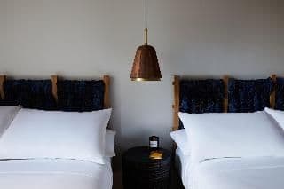 DOUBLE SUPERIOR KING BED