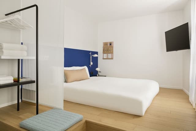 Double or Twin Room, Courtyard View (no elevator)