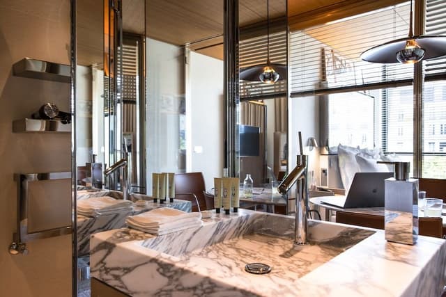 Business Room