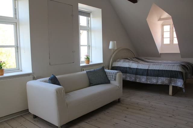 Family Quadruple Room, Multiple Beds, Shared Bathroom