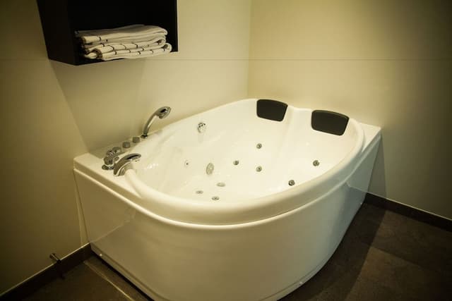 Superior Suite, Hot Tub