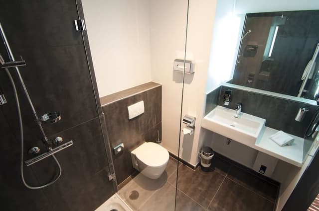 Comfort Room (King/Twin Air conditioned)