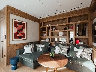 HOUSE STANDARD