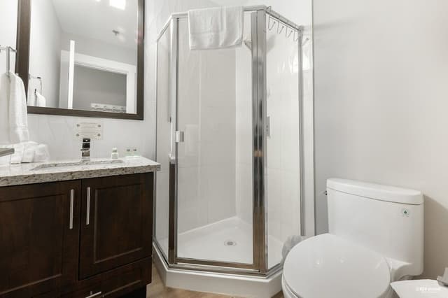 Deluxe Room, 1 Double Bed with Fridge, Microwave