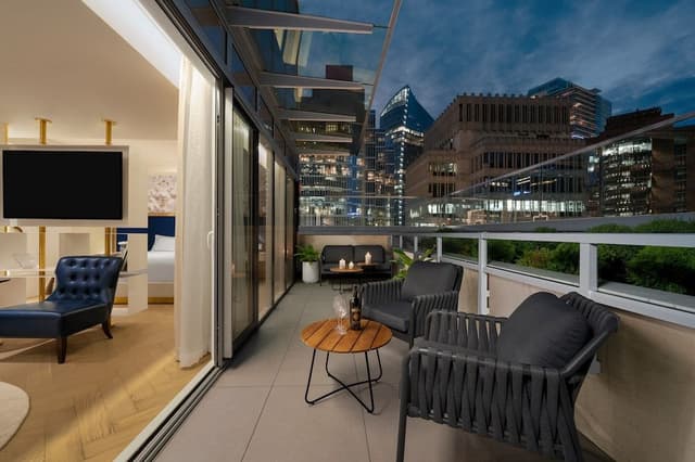 Suite (Opal Penthouse)